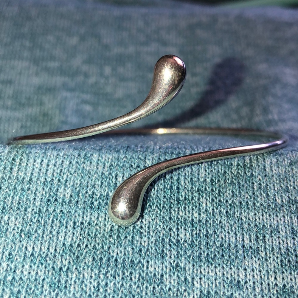 Tiffany & Co. Teardrop Bracelet